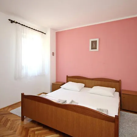 Apartments Karamarko Baška Exterior foto