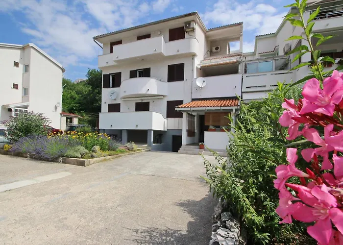 Apartments Karamarko