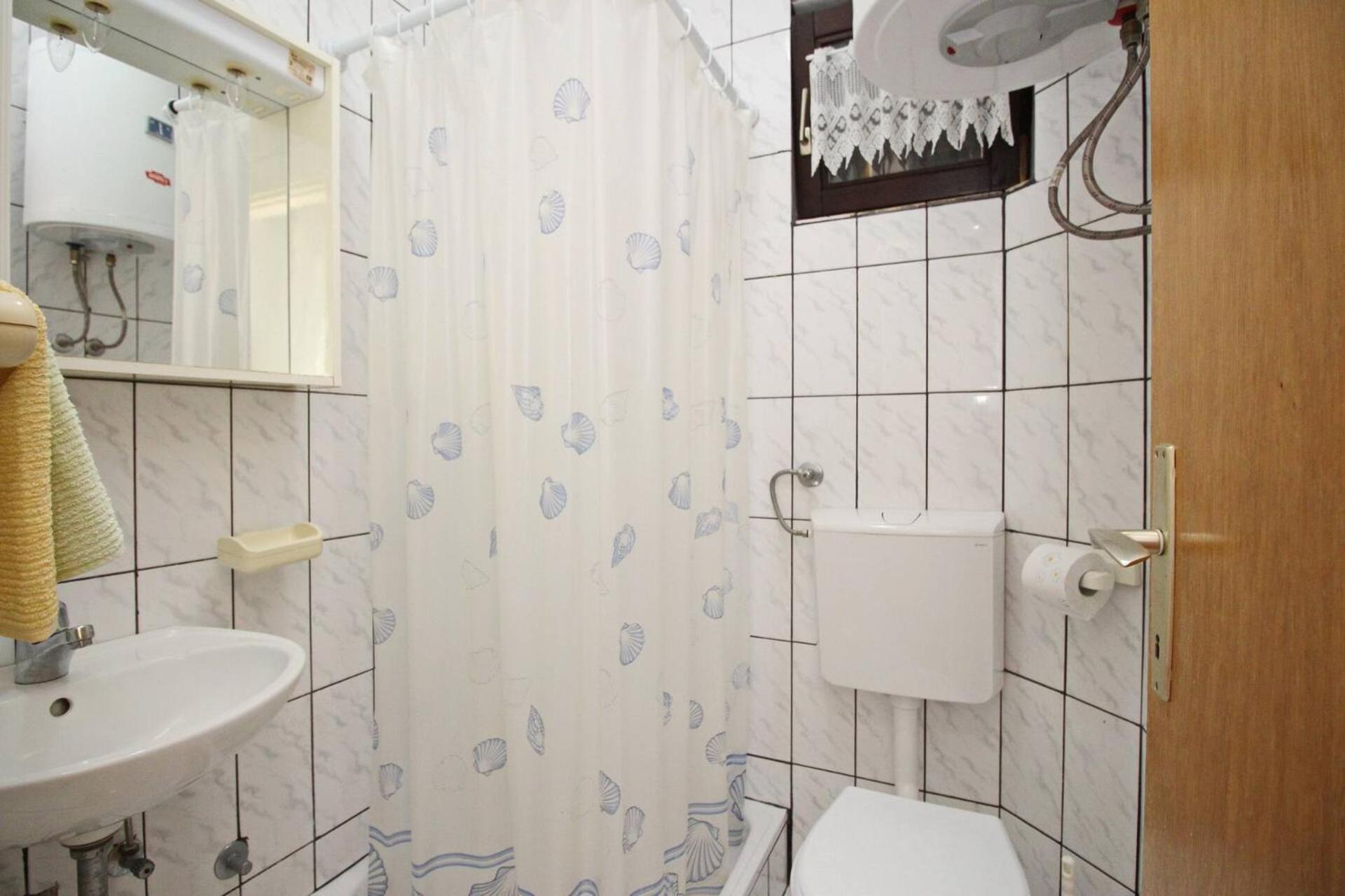 Guest house Karamarko *